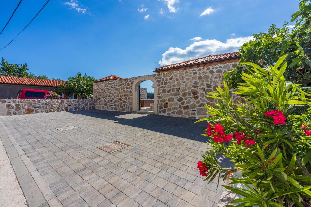 Stone Villa Mavric Grizane-Belgrad Exterior photo